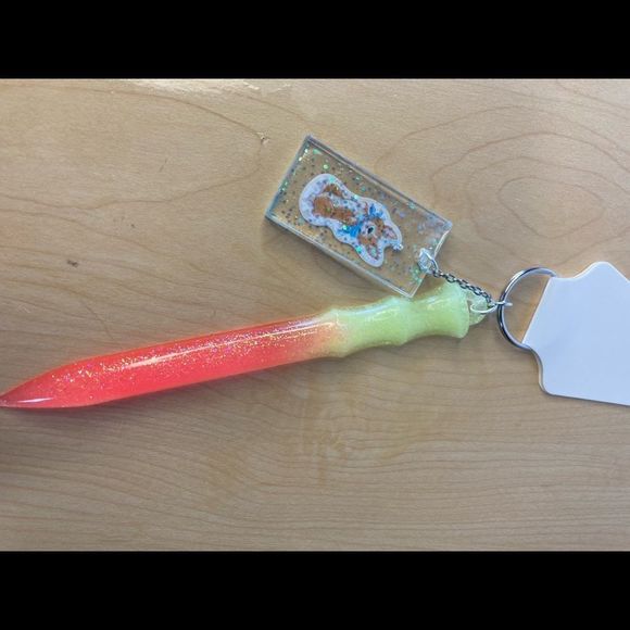 Glow in the dark self defense keychain - Picture 7 of 15
